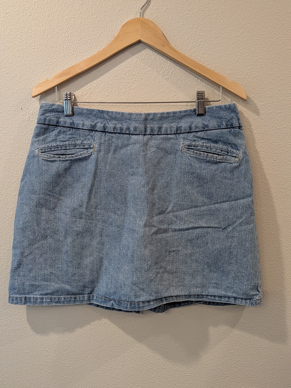 Cherokee Light Blue Denim Skort
